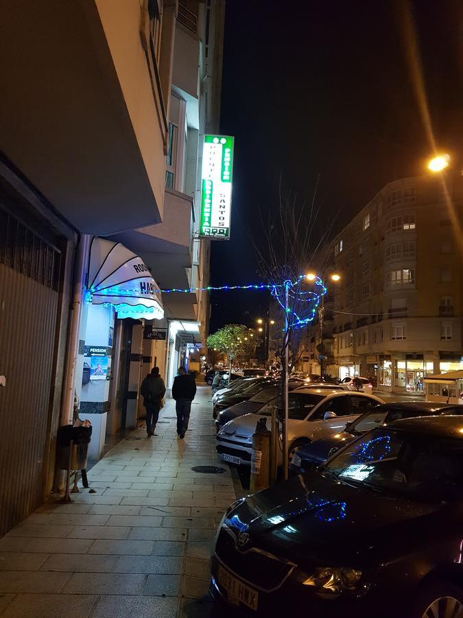 Hostal Ponte Dos Santos Ribadeo Exterior foto